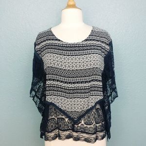 En Creme | Lace Detail Boho Dolman Top